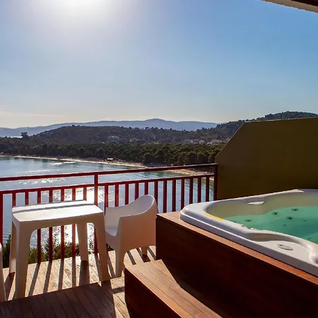 Otel Skiathos Palace