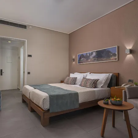 Skiathos Palace Hotel 4*